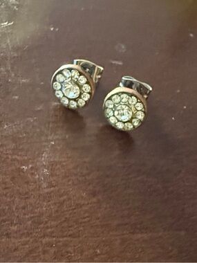 Classic Round Clear Crystal Stud Earrings - Silver Tone